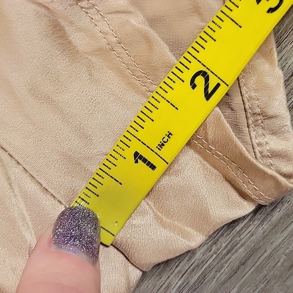 Lunya Silk Light Pink Shorts, Medium - Picture 14 of 14